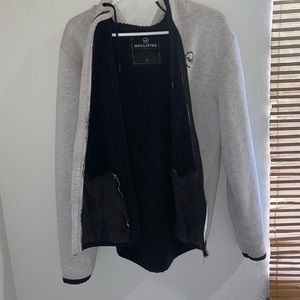 Hollister jacket/Large/Grey outside/Comfy Black inside